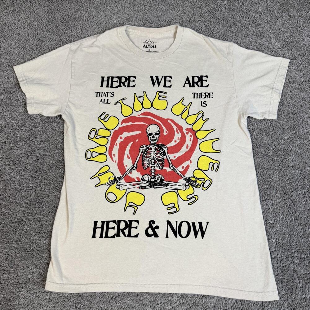 ALTRU Shirt Mens M Beige Here & Now Skeleton Graphic Crew Neck Cotton Classic